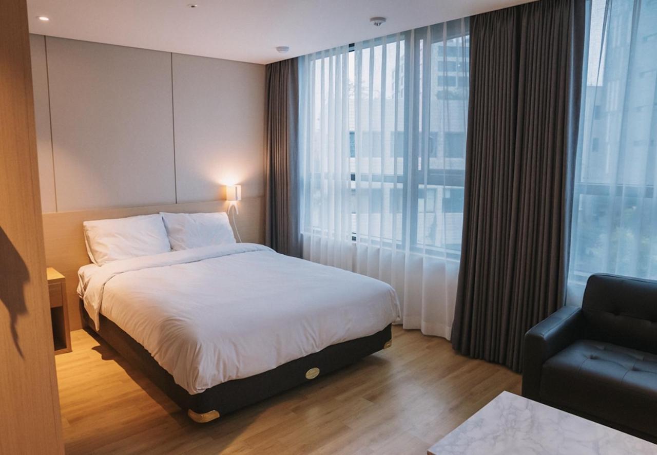 Hotel Zinc Seogwipo-stad Buitenkant foto