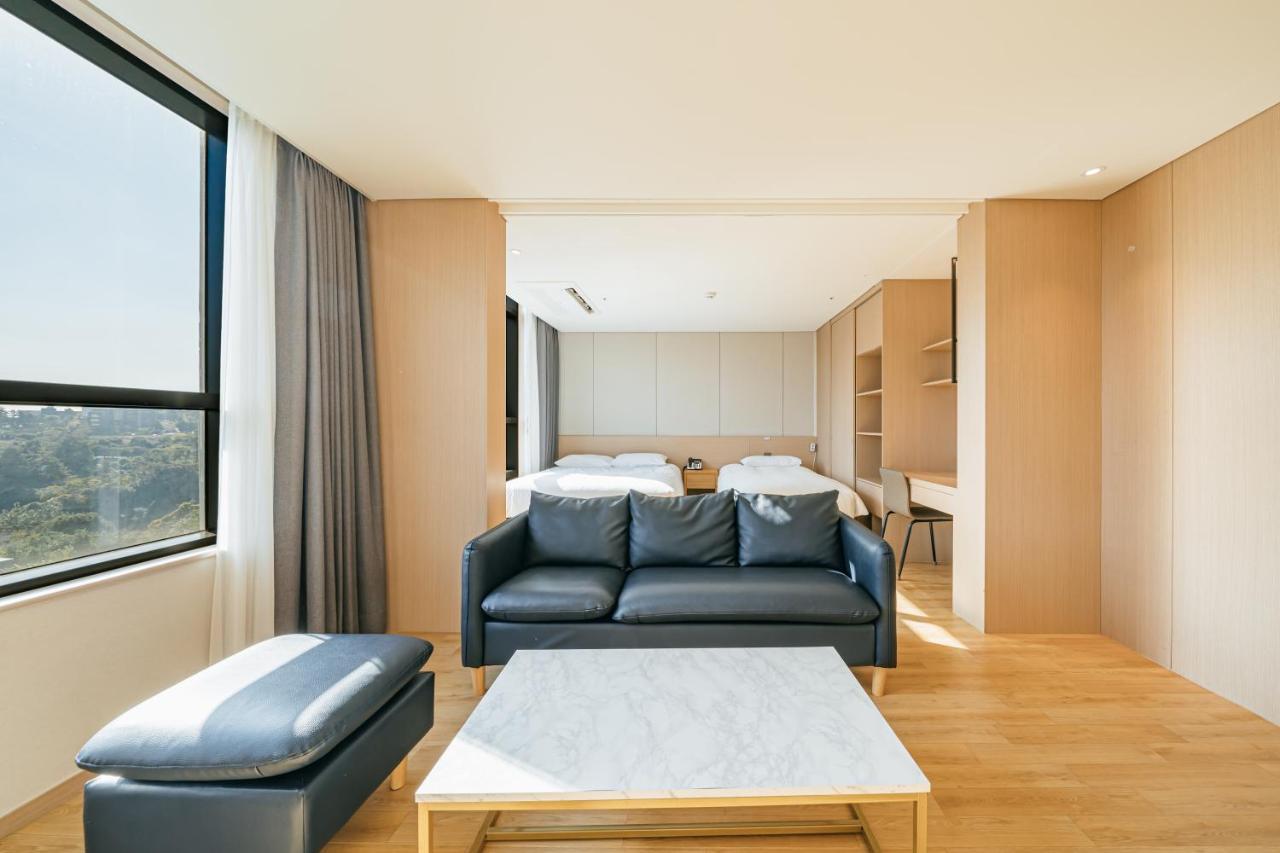 Hotel Zinc Seogwipo-stad Buitenkant foto