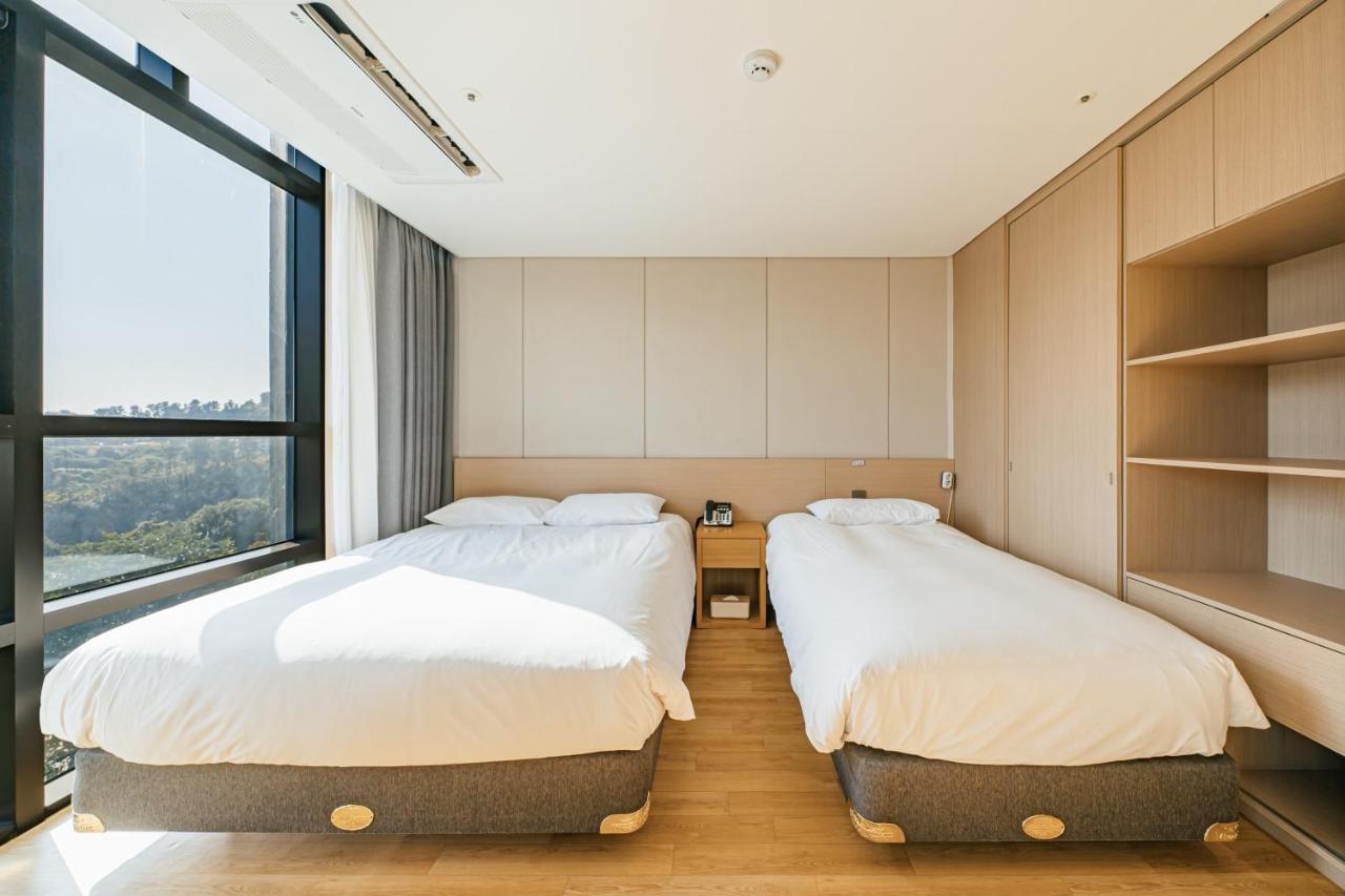 Hotel Zinc Seogwipo-stad Buitenkant foto