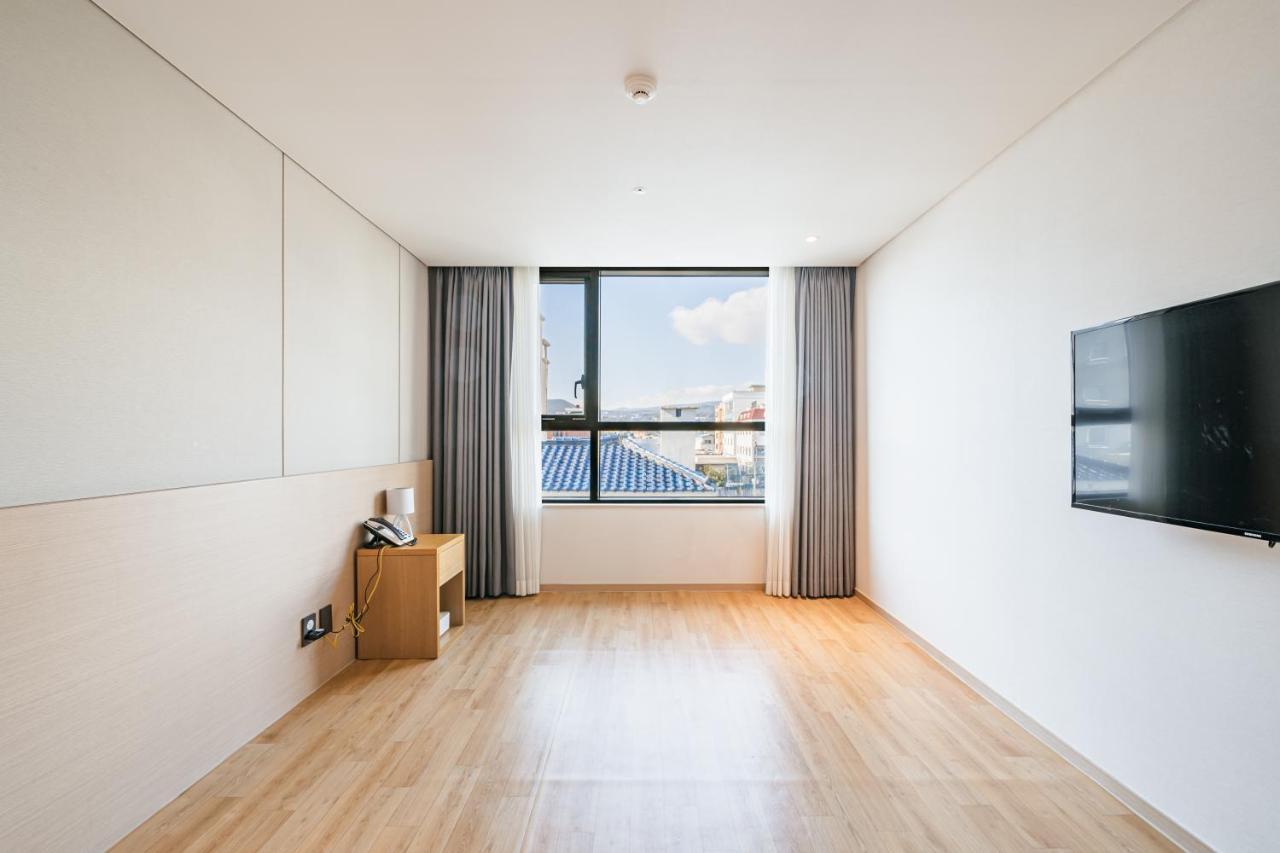 Hotel Zinc Seogwipo-stad Buitenkant foto