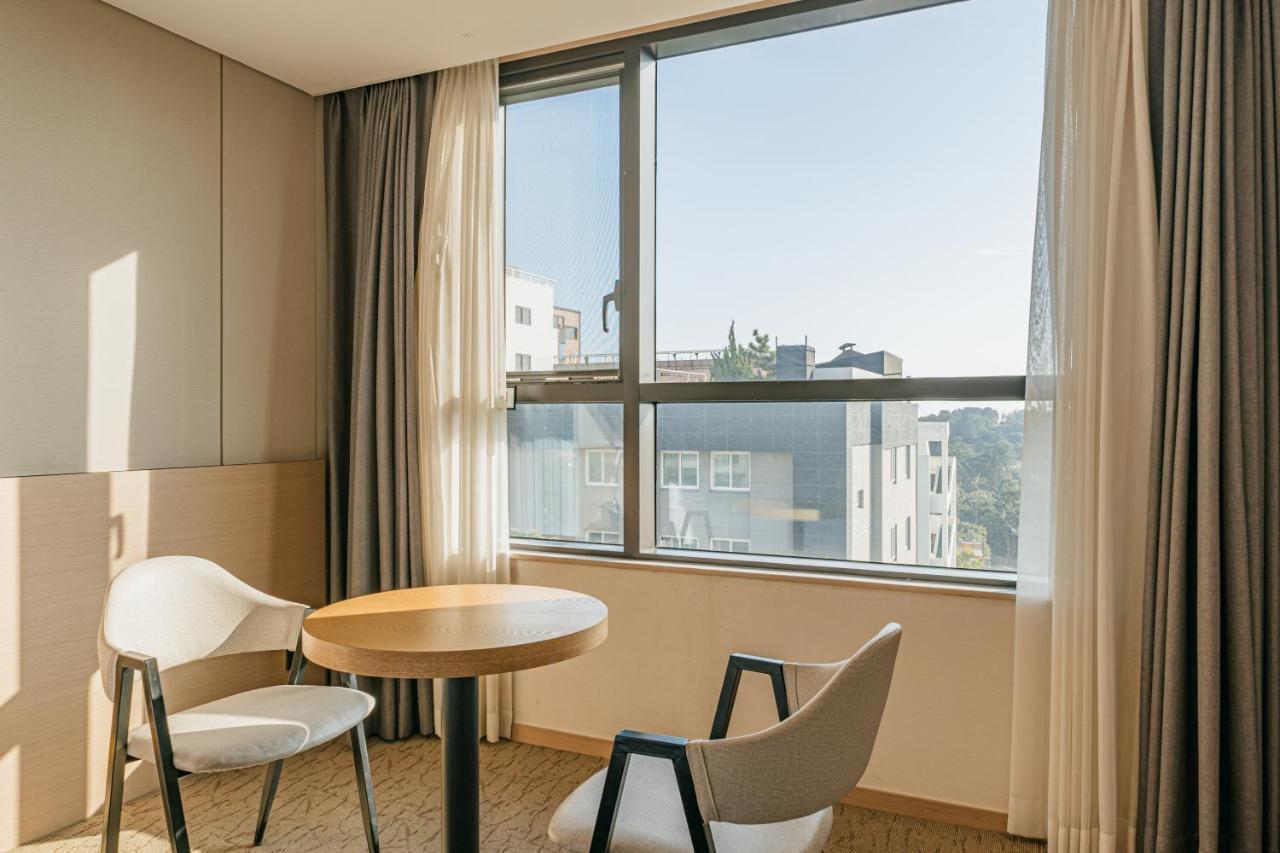 Hotel Zinc Seogwipo-stad Buitenkant foto